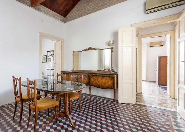 アパート La Dolce カリアリ